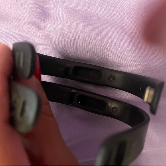 Fitbit - Picture 3 of 5